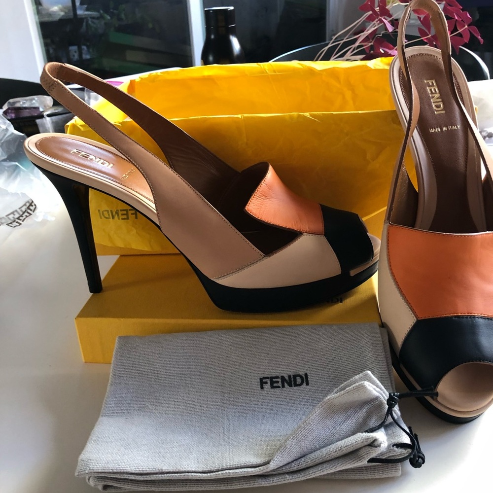 NIB Fendi Black, Tan, and Orange Slingback Heels